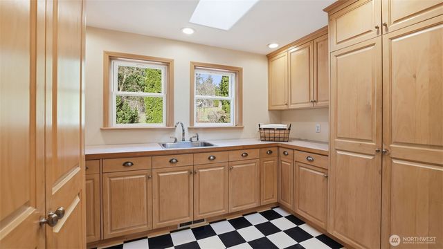 20810 NE 78th Street, Redmond, WA 98053