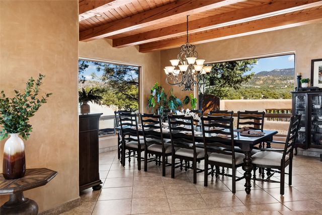 17 Sueno De Santa Fe, Santa Fe, NM 87505