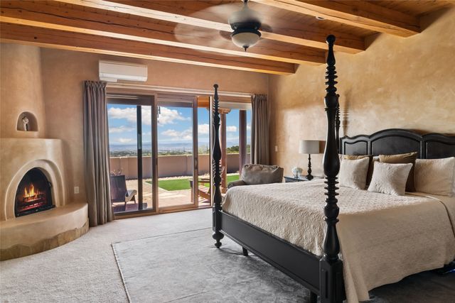 17 Sueno De Santa Fe, Santa Fe, NM 87505