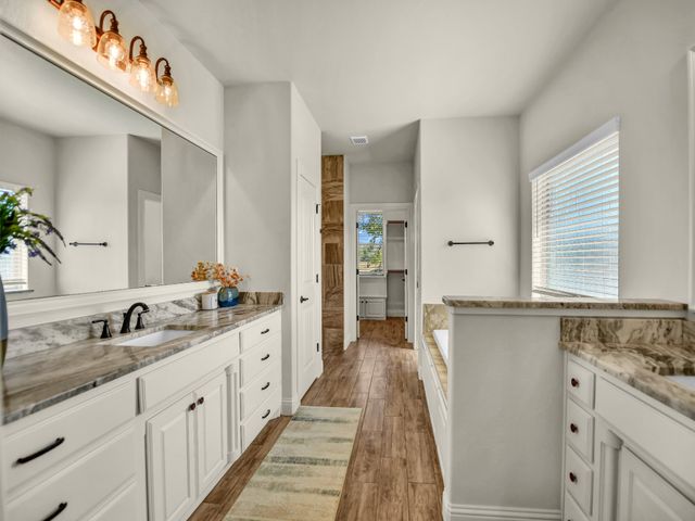 3601 Farm Land Court, Granbury, TX 76048
