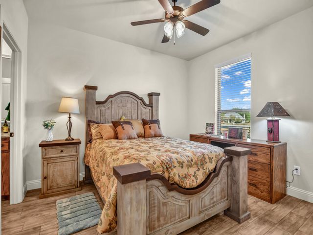 3601 Farm Land Court, Granbury, TX 76048