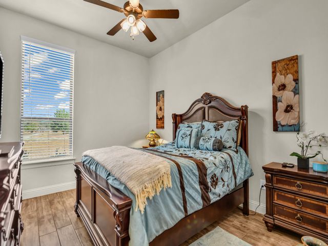 3601 Farm Land Court, Granbury, TX 76048