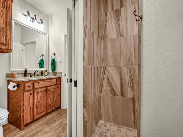 3601 Farm Land Court, Granbury, TX 76048