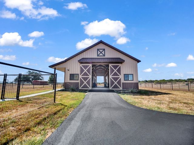 3601 Farm Land Court, Granbury, TX 76048