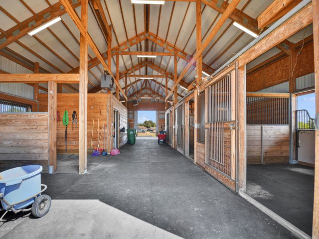 3601 Farm Land Court, Granbury, TX 76048
