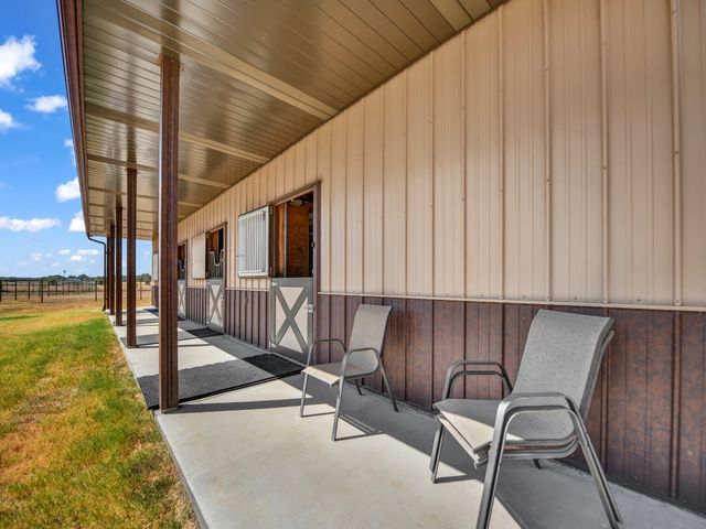 3601 Farm Land Court, Granbury, TX 76048