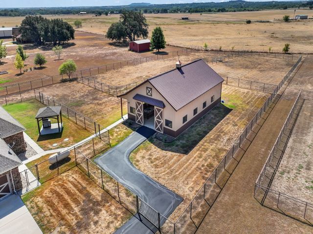 3601 Farm Land Court, Granbury, TX 76048