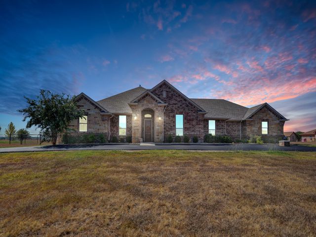 3601 Farm Land Court, Granbury, TX 76048