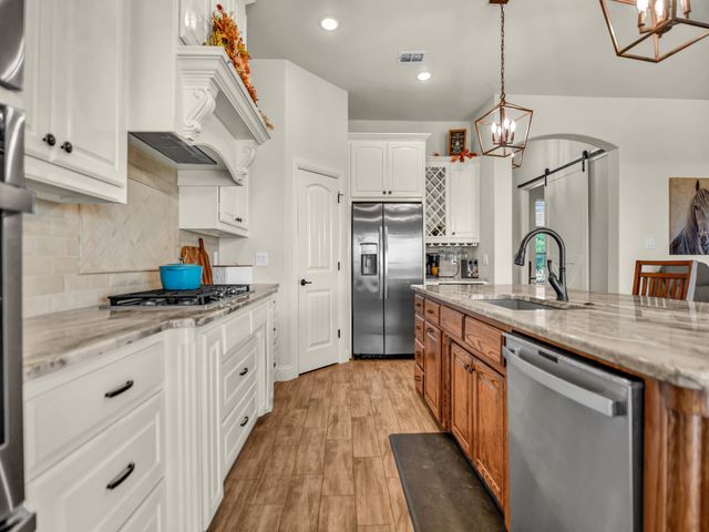 3601 Farm Land Court, Granbury, TX 76048