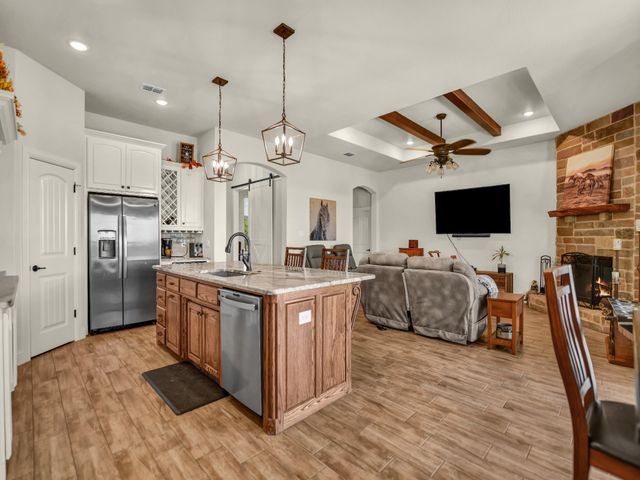 3601 Farm Land Court, Granbury, TX 76048