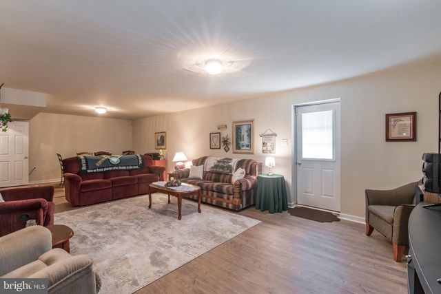 109 PIERCE ARROW WAY, Martinsburg, WV 25401