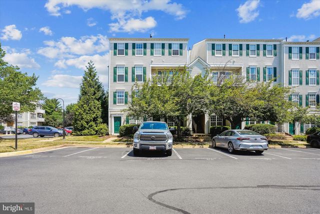 45478 WHISTLING TER, Sterling, VA 20166