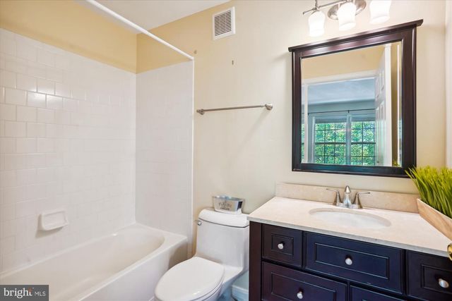 45478 WHISTLING TER, Sterling, VA 20166