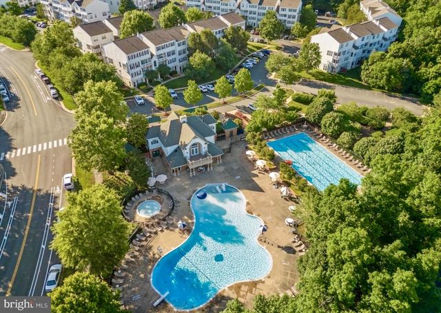 45478 WHISTLING TER, Sterling, VA 20166