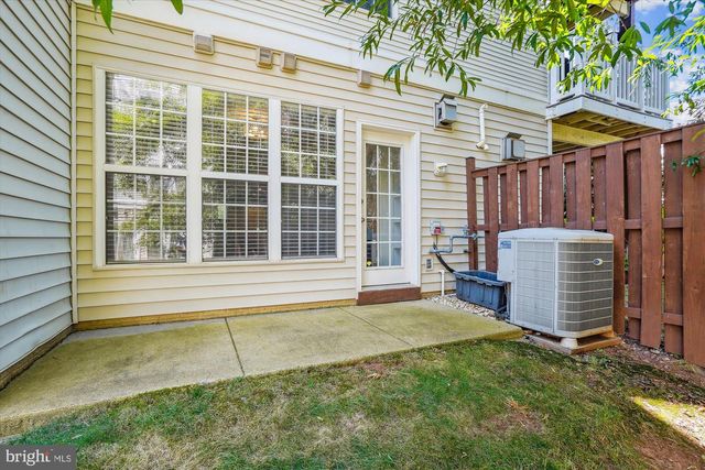 45478 WHISTLING TER, Sterling, VA 20166