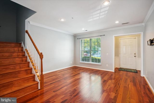 45478 WHISTLING TER, Sterling, VA 20166