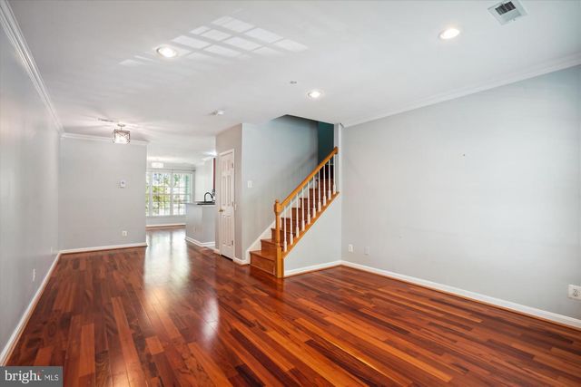 45478 WHISTLING TER, Sterling, VA 20166