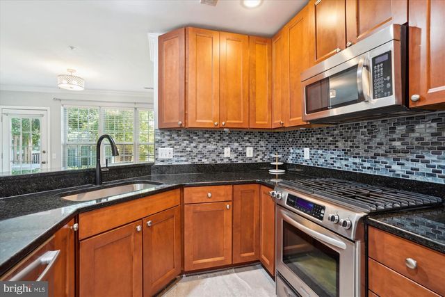 45478 WHISTLING TER, Sterling, VA 20166