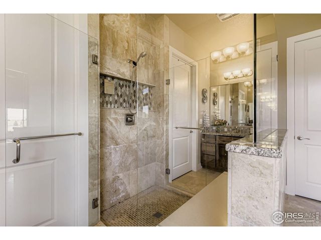 327 Duesenberg Ln, Fort Collins, CO 80524