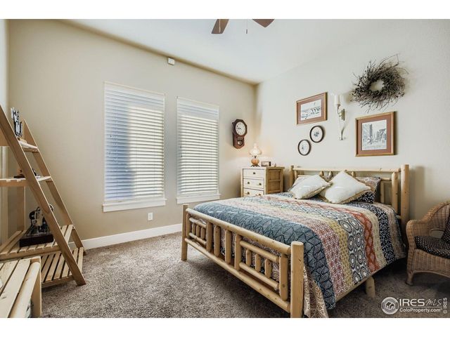 327 Duesenberg Ln, Fort Collins, CO 80524