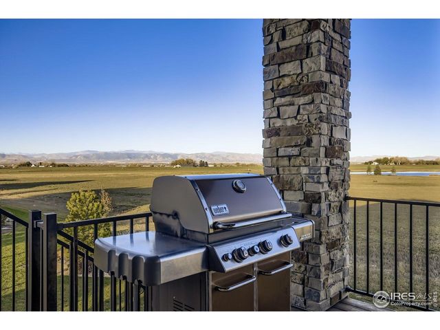 327 Duesenberg Ln, Fort Collins, CO 80524