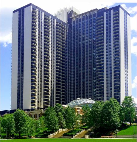 400 E Randolph Street 2518, Chicago, IL 60601