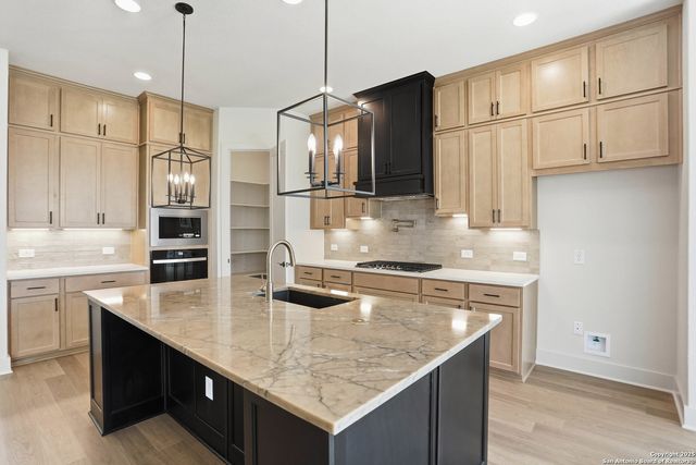 1630 Yardzen Lane, San Antonio, TX 78260