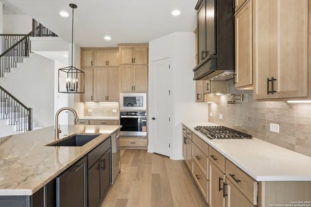 1630 Yardzen Lane, San Antonio, TX 78260