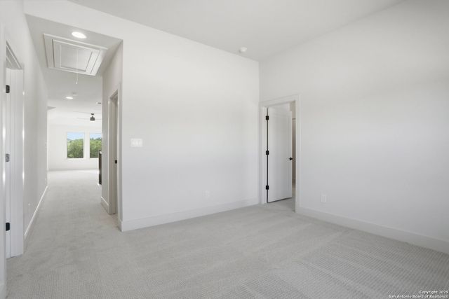 1630 Yardzen Lane, San Antonio, TX 78260