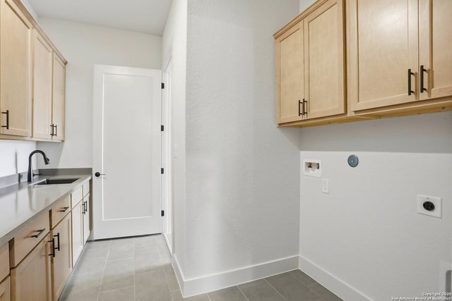 1630 Yardzen Lane, San Antonio, TX 78260