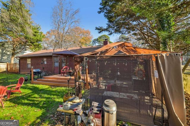 527 Jaywood Drive, Stone Mountain, GA 30083