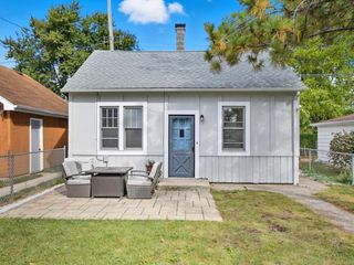 7416 W Palatine Avenue CH, Chicago, IL 60631