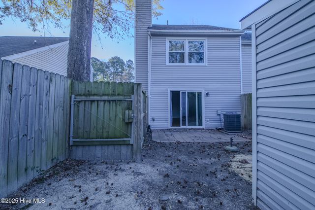 116 Greenford Place, Jacksonville, NC 28540
