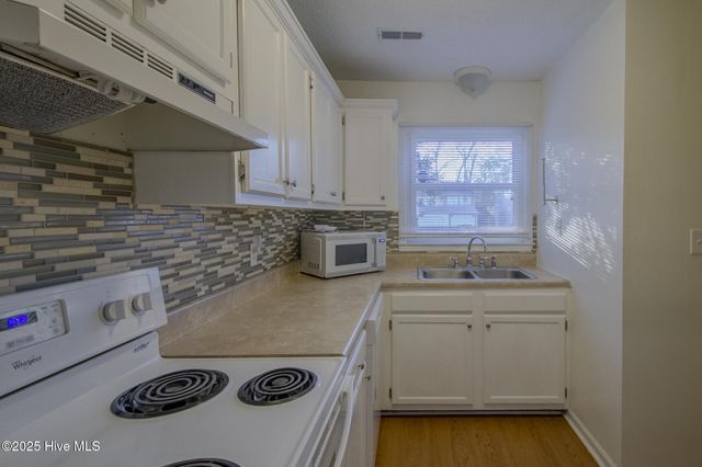 116 Greenford Place, Jacksonville, NC 28540