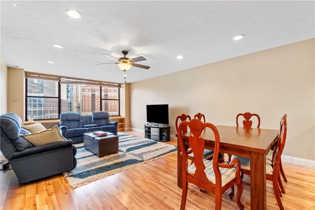 112 Washington Place 6D, Downtown Pgh, PA 15219