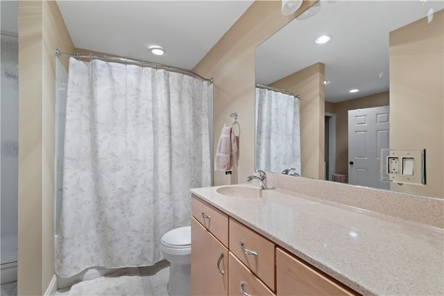 112 Washington Place 6D, Downtown Pgh, PA 15219