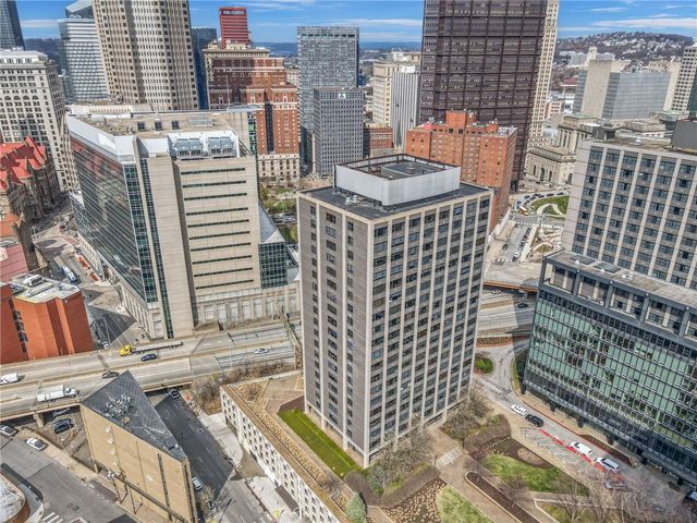 112 Washington Place 6D, Downtown Pgh, PA 15219