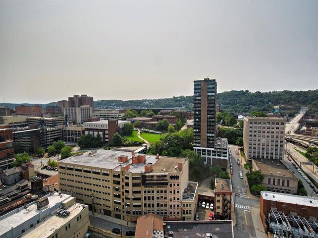 112 Washington Place 6D, Downtown Pgh, PA 15219
