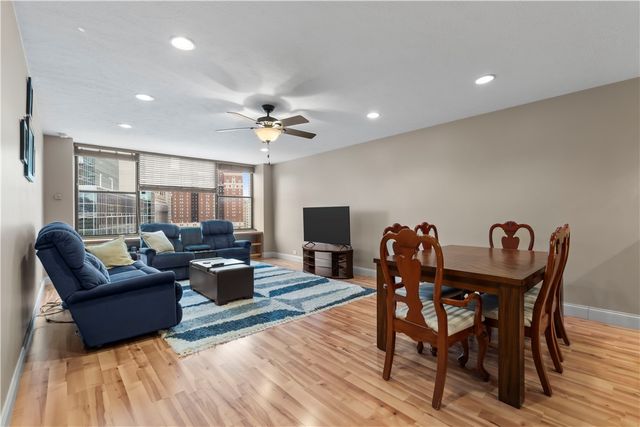 112 Washington Place 6D, Downtown Pgh, PA 15219