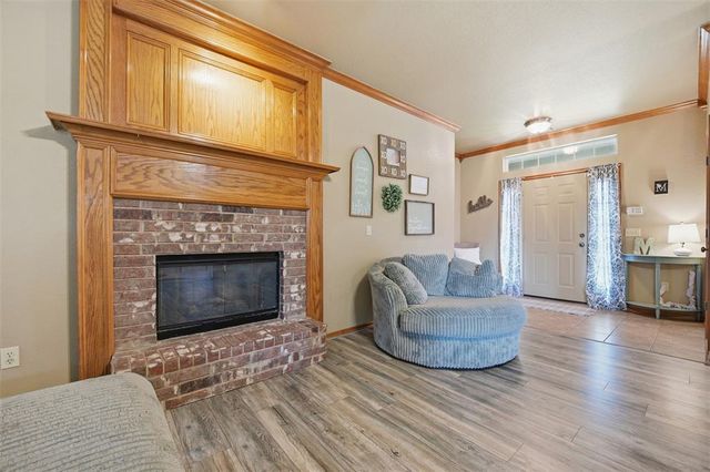 1640 SW 31st Terrace, Moore, OK 73160