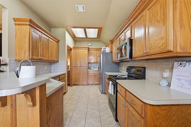 1640 SW 31st Terrace, Moore, OK 73160