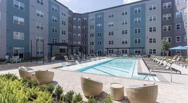 2425 Bell Street 2120, Houston, TX 77003