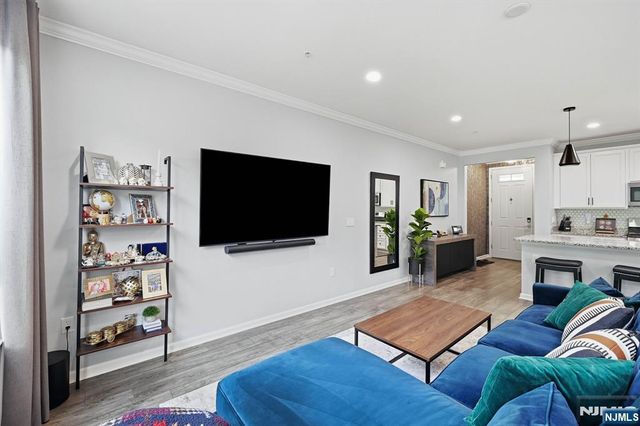 84 Aspen Drive, Cedar Grove, NJ 07009