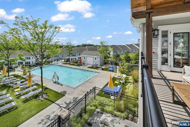 84 Aspen Drive, Cedar Grove, NJ 07009