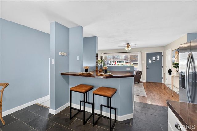 68 Barton Place, St Charles, MO 63301