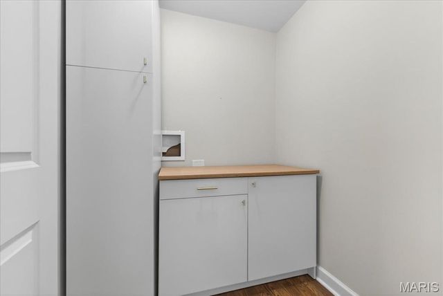 68 Barton Place, St Charles, MO 63301