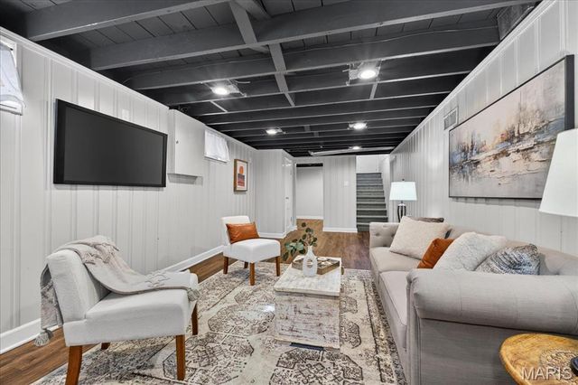 68 Barton Place, St Charles, MO 63301