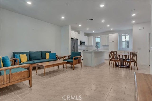 509 Tamarind Way B, West Covina, CA 91791