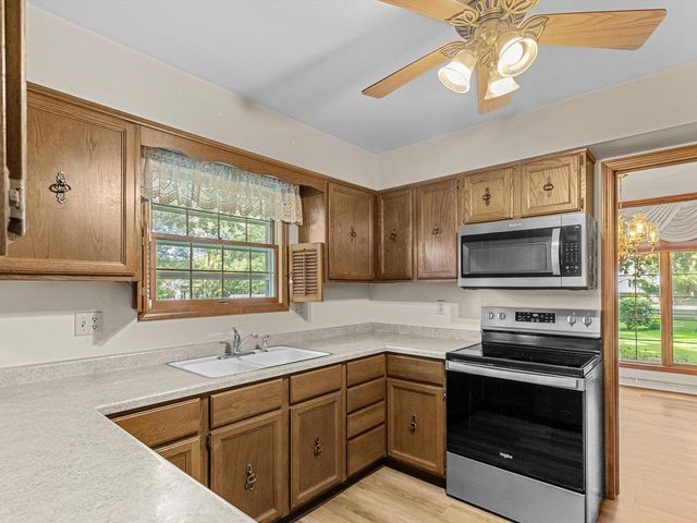 3121 Monroe STREET, Two Rivers, WI 54241