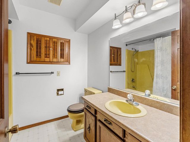 3121 Monroe STREET, Two Rivers, WI 54241